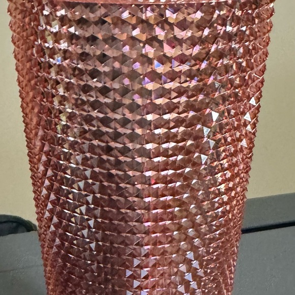 RARE VENTI -240z 2018 STARBUCKS
ROSE GOLD FIRST EDITION STUDDED TUMBLER - Picture 2 of 7